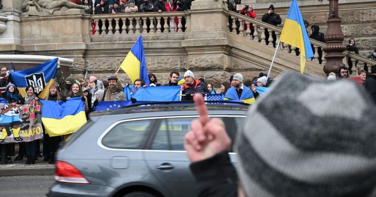 Чехия, митинг